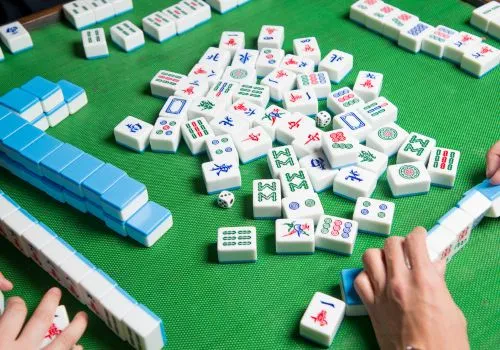 Playing Riichi Majong